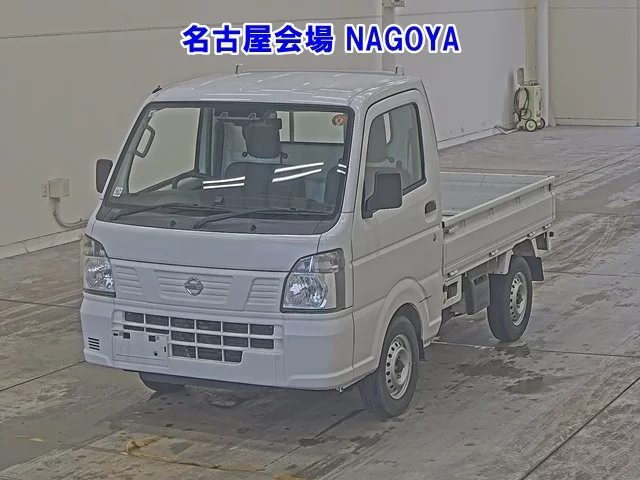Nissan NT100 Clipper DR16T 2022
